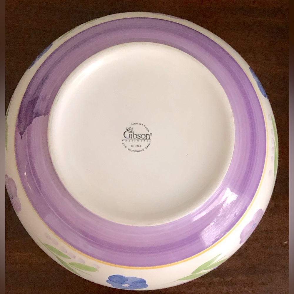 Vintage Gibson Bella - 9” Salad serving bowl - Blue & Purple Floral design - Picture 3 of 6